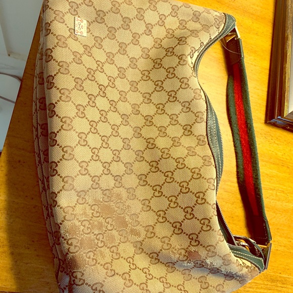 Gucci Handbags - Gucci shoulder bag